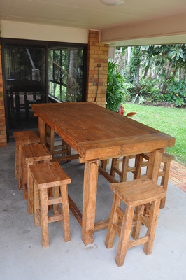 Alfresco table setting - Rustic