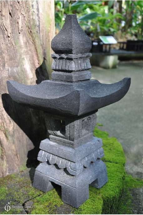 Lava stone pagoda - 1 tier - 50 x 25 x 25cm