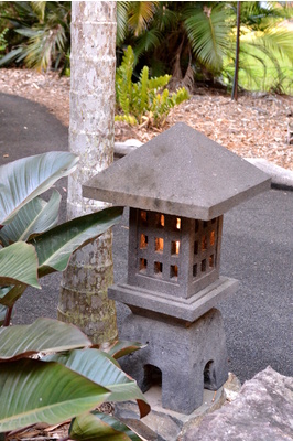 Hand carved lavastone lantern - 95 x 45 x 45cm