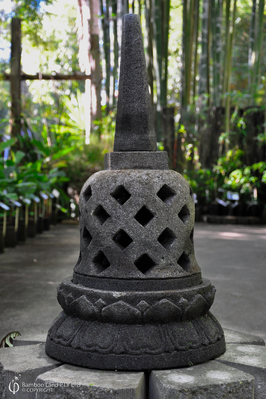 Lavastone stupa - Borobudur - 75cm