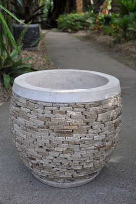 Stacked stone pot - Sand stone - H45 x W50cm