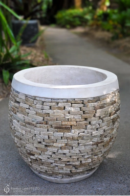 Stacked stone pot - Sand stone - H45 x W50cm