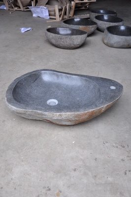 Riverstone hand basin with tap mount - 50cm internal dia.