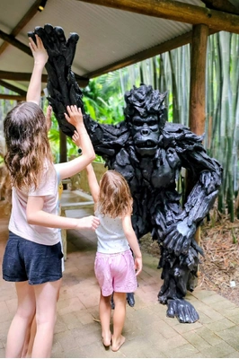 Recycled teak Gorilla - 2m - No. 4