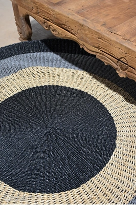 Handwoven round rug - Natural seagrass with grey and black rattan - 200cm