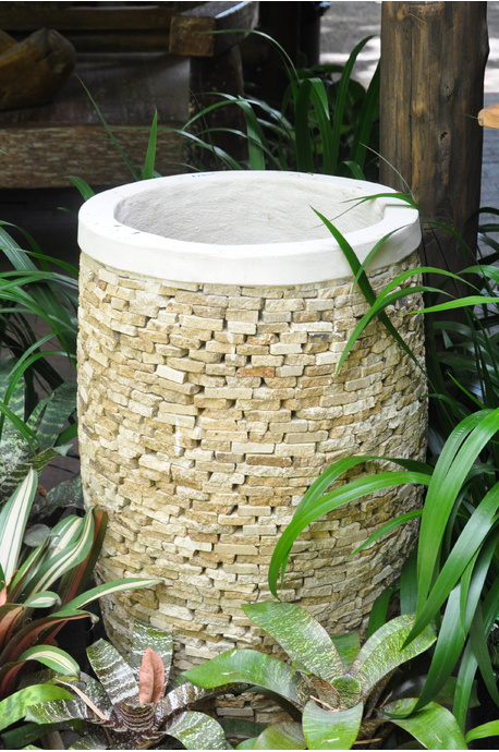 Stacked stone pots - Sand stone