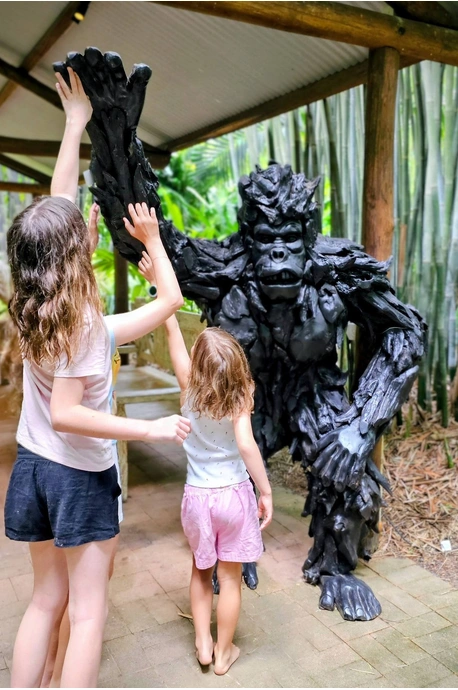 Recycled teak Gorilla - 2m - No. 4